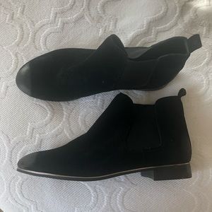 NWT Black Ankle Booties